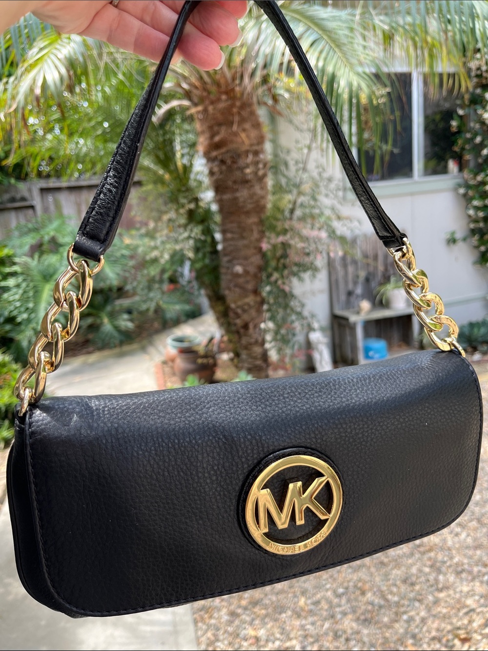 Michael Kors Black Leather Shoulder Bag with Gold MK Emblem - Picture 10 of 14